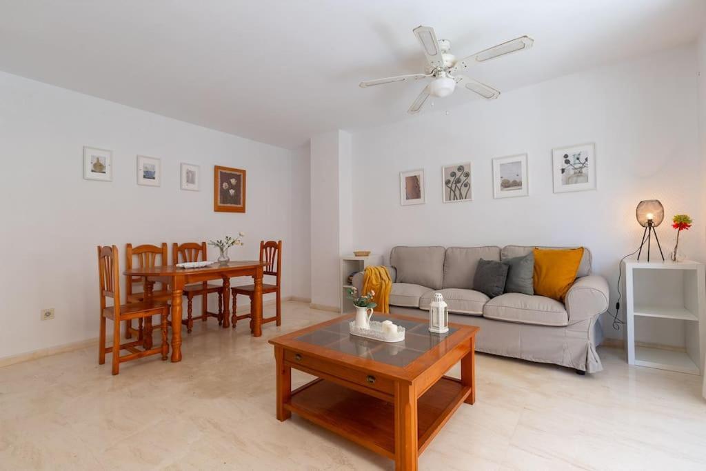 Apartamento Fuengirola Beach Daire Dış mekan fotoğraf